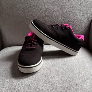 Heelys Launch Size KIDS Youth 4 Black/pink Canvas Skate Shoes